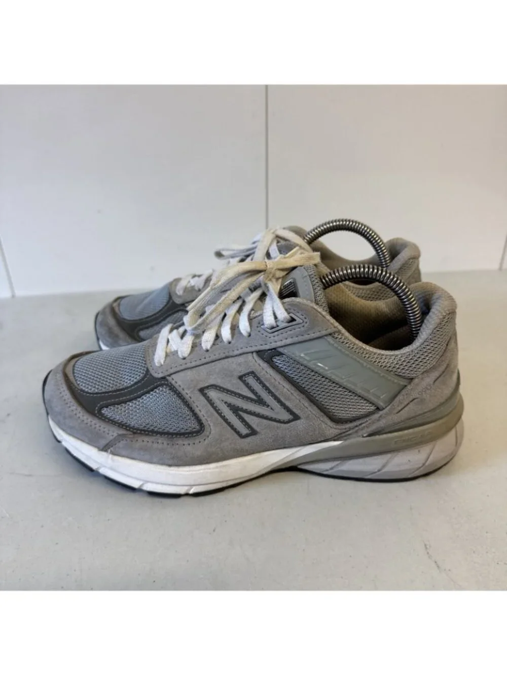 New‎ Balance 990v5 Men's Size 7 Grey Made in USA Suede Shoes Sneakers M990GL5